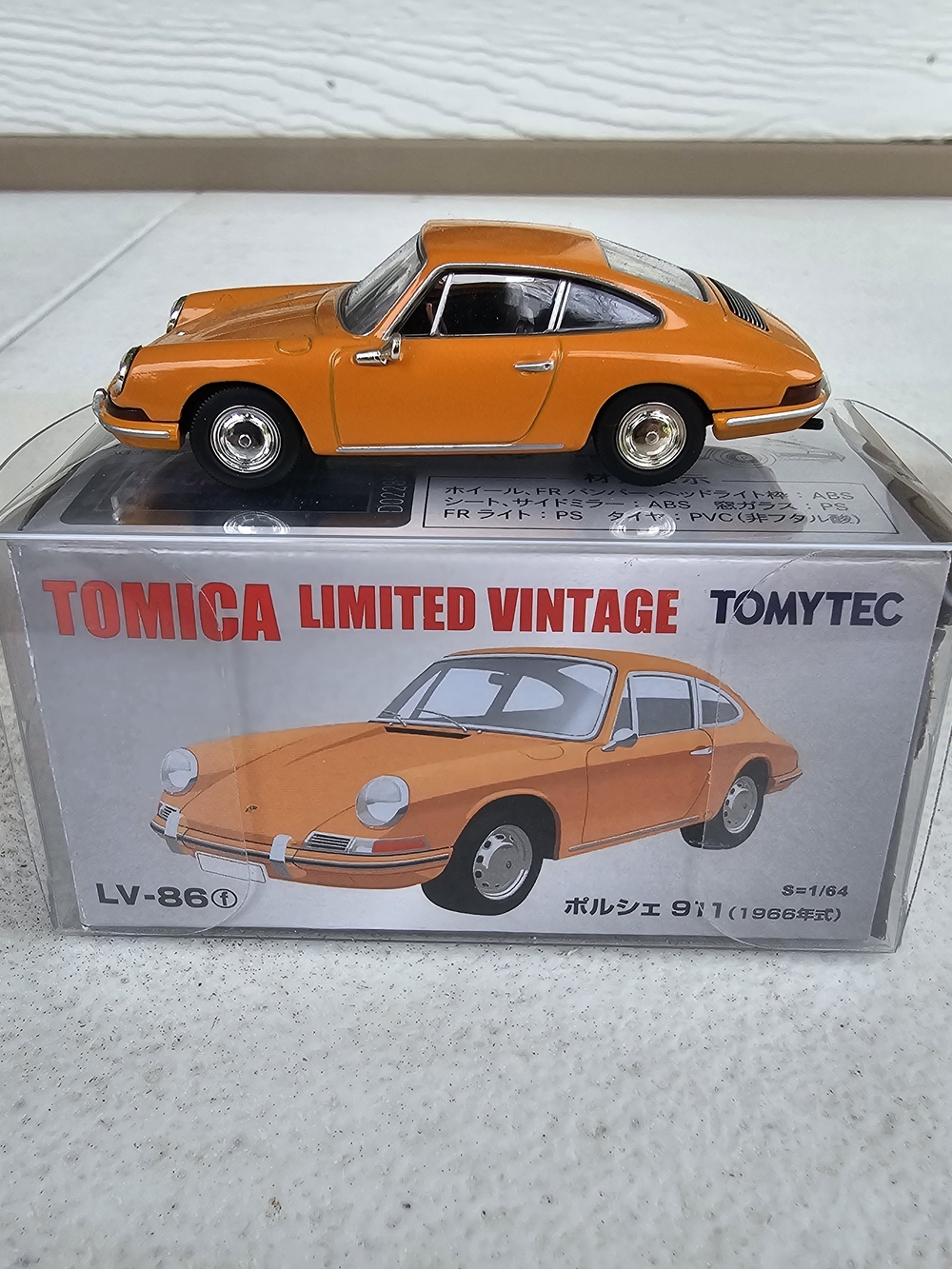 Tomica Limited Vintage LV-86f Porsche 911 1966 Orange 1/64 Tomytec